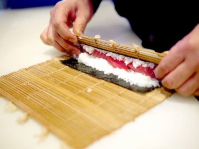 画像2: お寿司屋さんの寿司焼海苔 半切50枚入×2袋